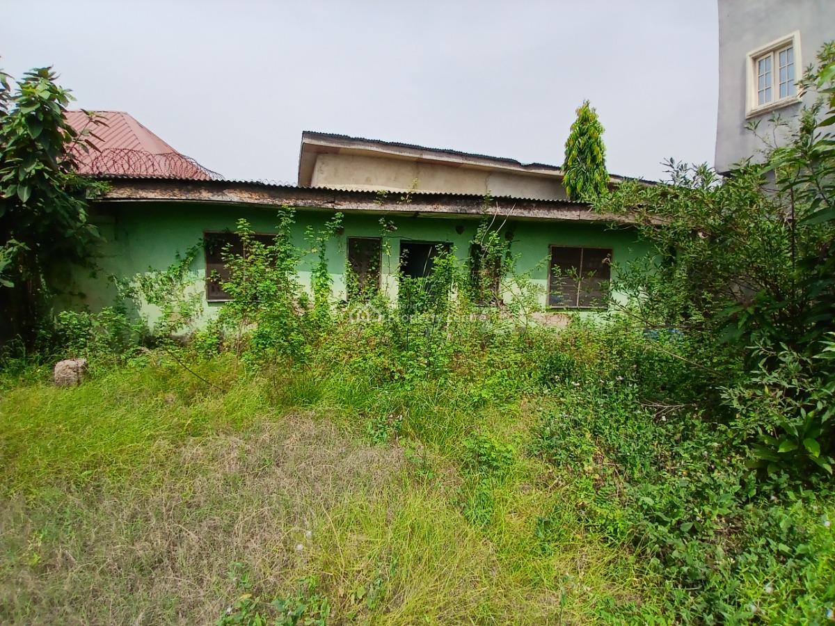Land Measuring 330sqm with Bungalow, Ado Road, Ajah, Lagos, Detached Bungalow for Sale