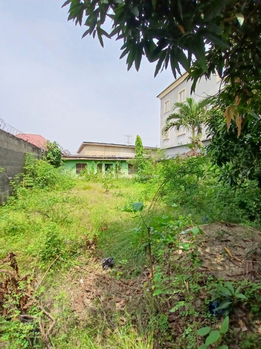 Land Measuring 330sqm with Bungalow, Ado Road, Ajah, Lagos, Detached Bungalow for Sale