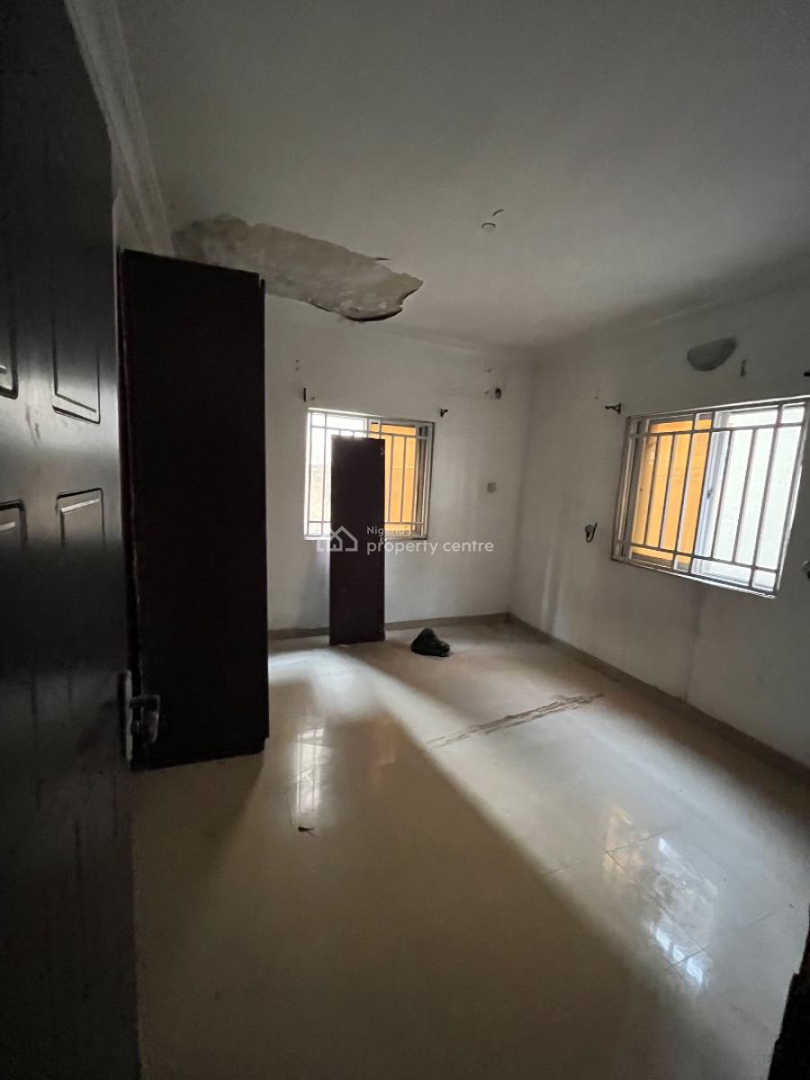 Spacious 3 Bedroom Flat, Ilasan, Ikate, Lekki, Lagos, Flat / Apartment for Rent