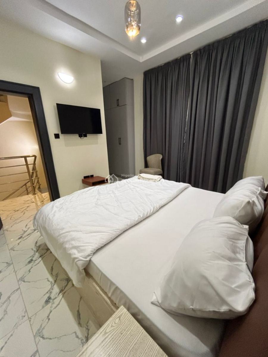 Beautifully Furnished 4 Bedrooms Duplex Long/short Stay, Guzape District, Abuja, Flat / Apartment Short Let