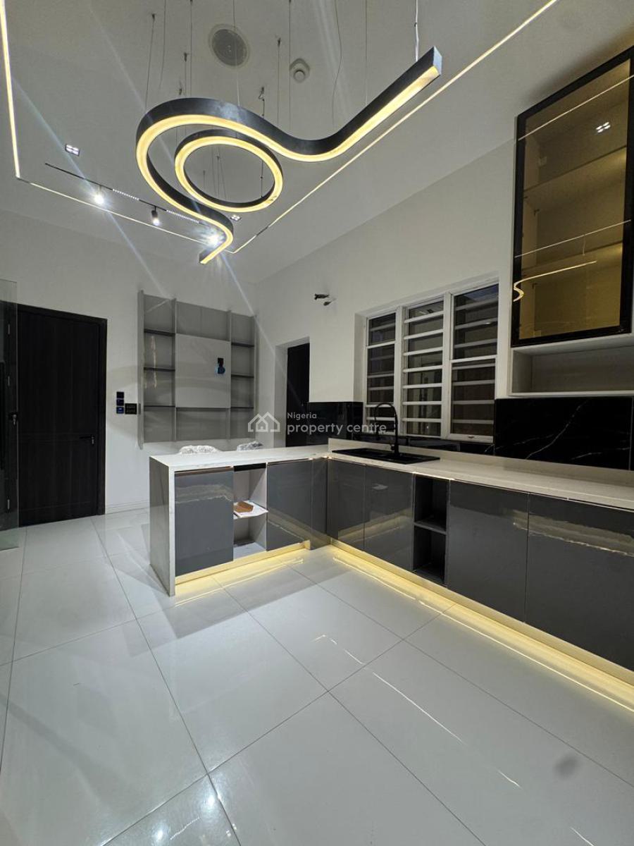 Magnificent 5  Bedroom with a Private Pool & Gym , Cinema & Elevator, Lekki Phase 1, Lekki, Lagos, Detached Duplex for Sale