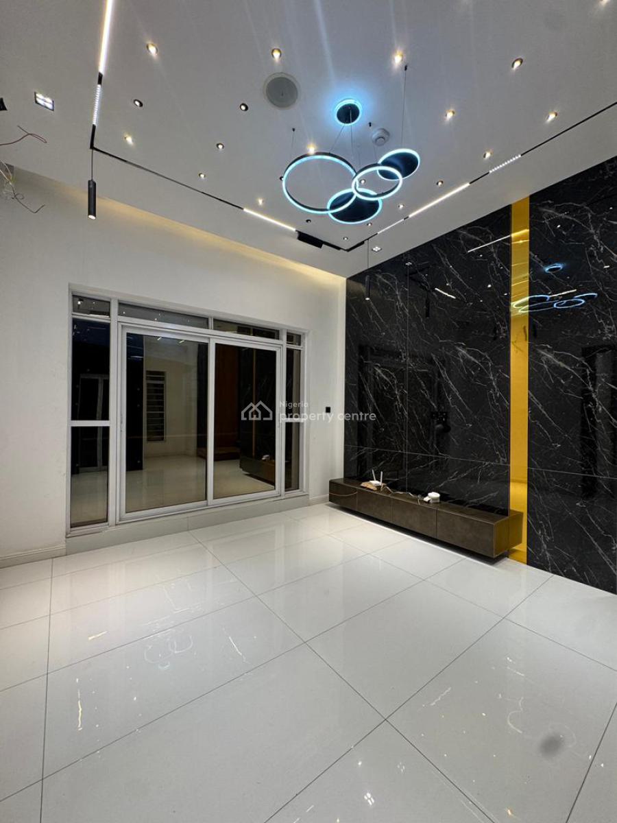 Magnificent 5  Bedroom with a Private Pool & Gym , Cinema & Elevator, Lekki Phase 1, Lekki, Lagos, Detached Duplex for Sale