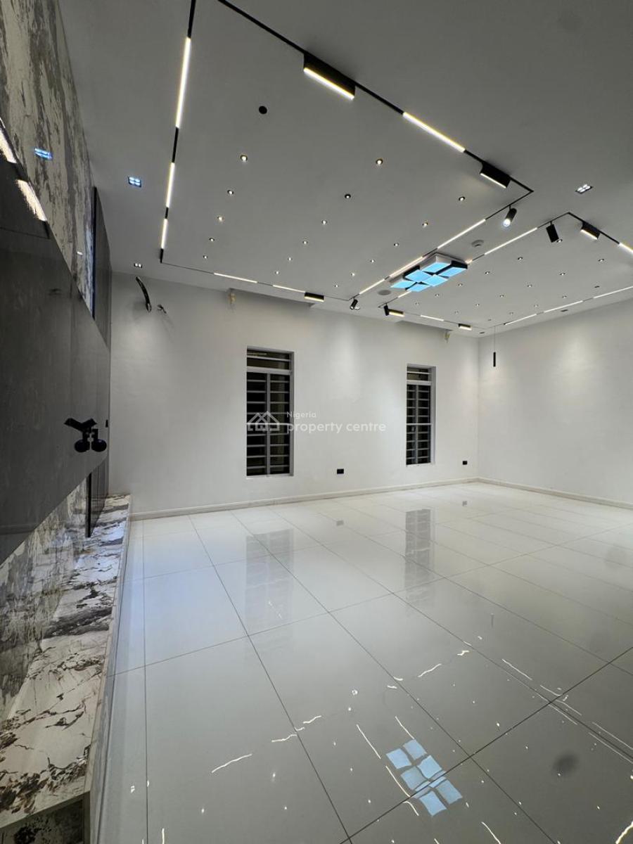 Magnificent 5  Bedroom with a Private Pool & Gym , Cinema & Elevator, Lekki Phase 1, Lekki, Lagos, Detached Duplex for Sale