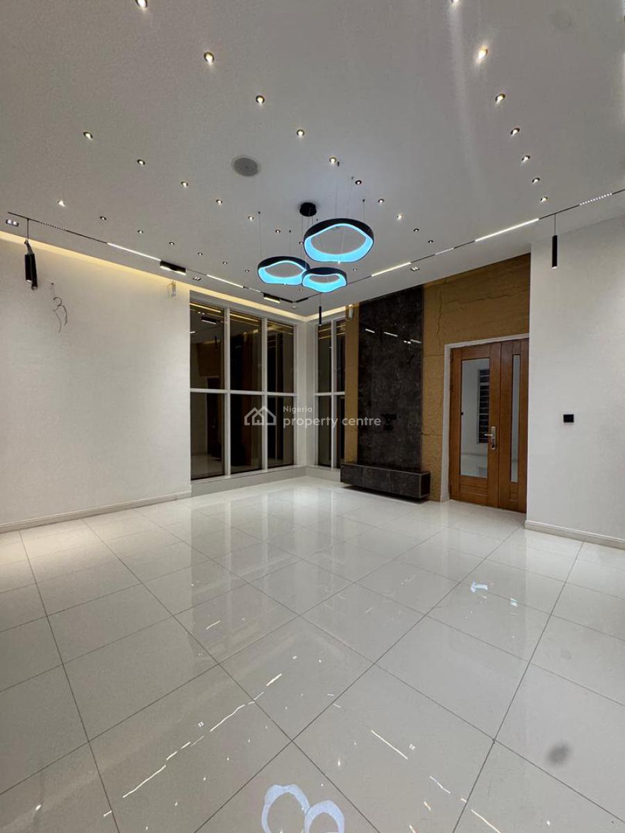 Magnificent 5  Bedroom with a Private Pool & Gym , Cinema & Elevator, Lekki Phase 1, Lekki, Lagos, Detached Duplex for Sale