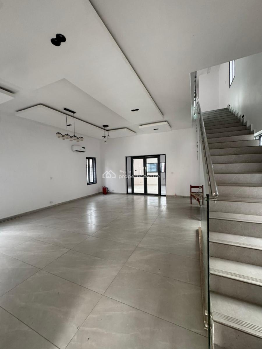 Spacious 5-bedroom Detached Duplex with 2 Room Bq, Lekki Phase One, Lekki, Lagos, Detached Duplex for Rent
