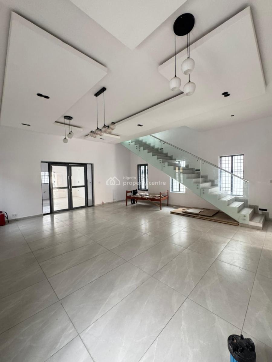 Spacious 5-bedroom Detached Duplex with 2 Room Bq, Lekki Phase One, Lekki, Lagos, Detached Duplex for Rent