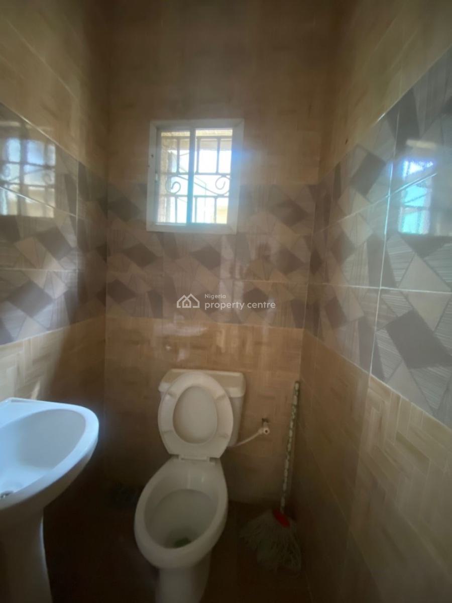 Standard 2 Bedroom Apartment with Excellent Facilities, Lekki Scheme 2, Ogombo, Ajah, Lagos, Flat / Apartment for Rent