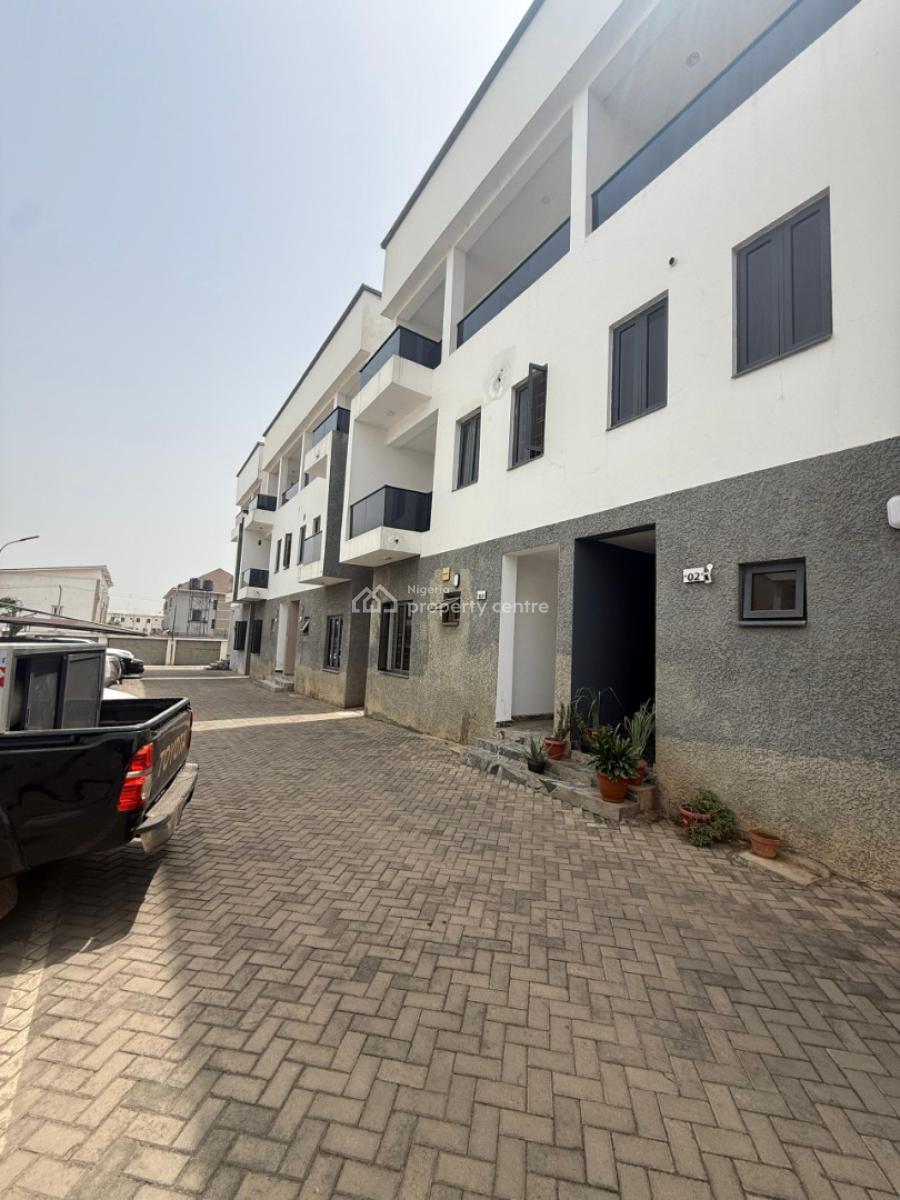 a Brand Newly Built 4bedrooms Terrace Dublex with Bq, Jahi Gilmor, Jahi, Abuja, Terraced Duplex for Sale