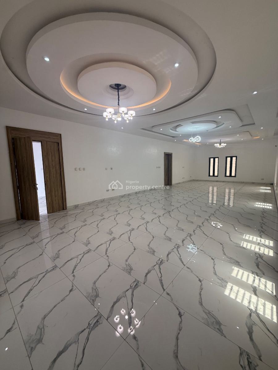 7bedroom Detached Duplex  +2 Bq, Karsana, Karsana, Abuja, Detached Duplex for Sale