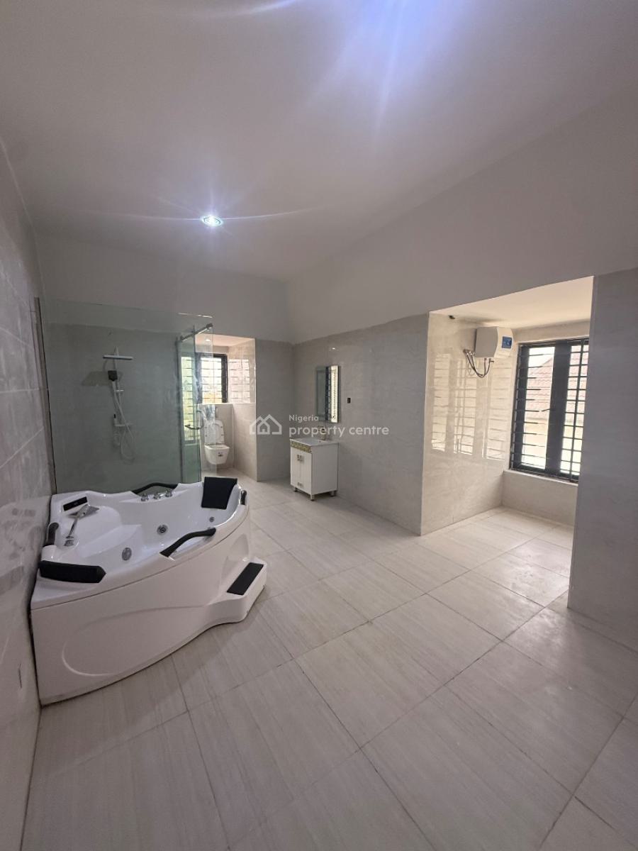 7bedroom Detached Duplex  +2 Bq, Karsana, Karsana, Abuja, Detached Duplex for Sale