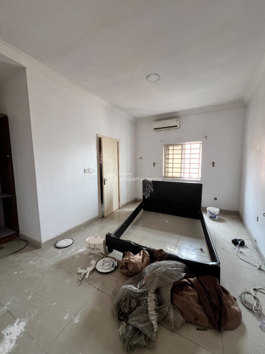Spacious 2 Bedroom Apartment, Lekki Phase 1, Lekki, Lagos, Flat / Apartment for Rent