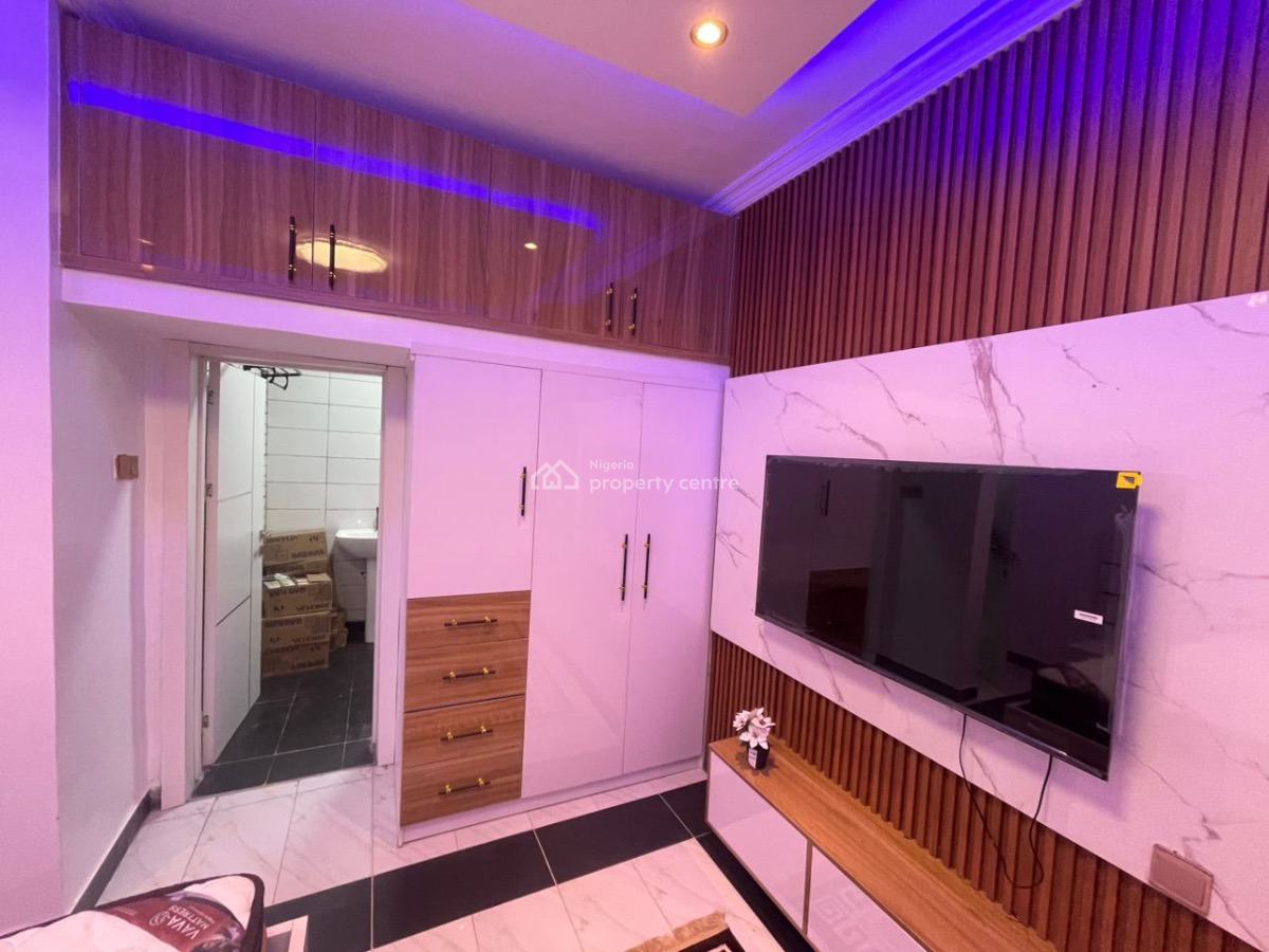 Tasteful Finished & Furnished 3 Bedroom Apartment + Bq, Victoria Island (vi), Lagos, Flat / Apartment for Rent