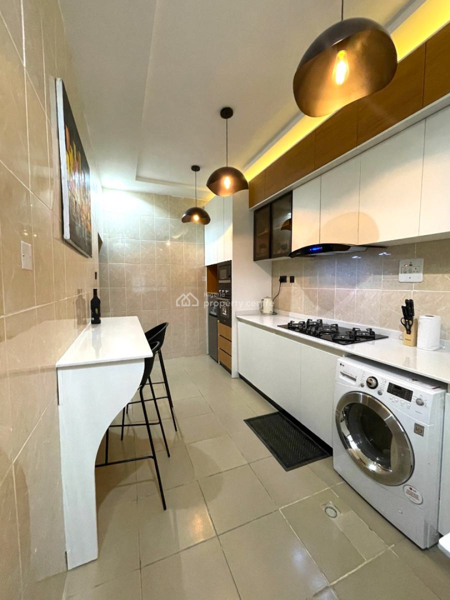 Luxury 2 Bed Apartment in Gwarimpa, 4th Avenue, Gwarinpa, Abuja, Flat / Apartment Short Let