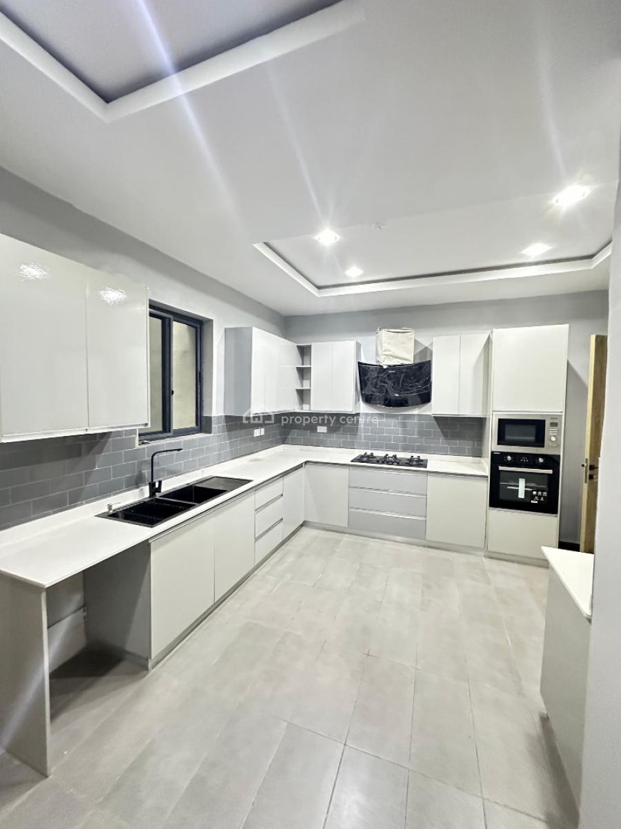 4 Bedroom Maisonette, Lekki Phase 1, Lekki, Lagos, House for Sale