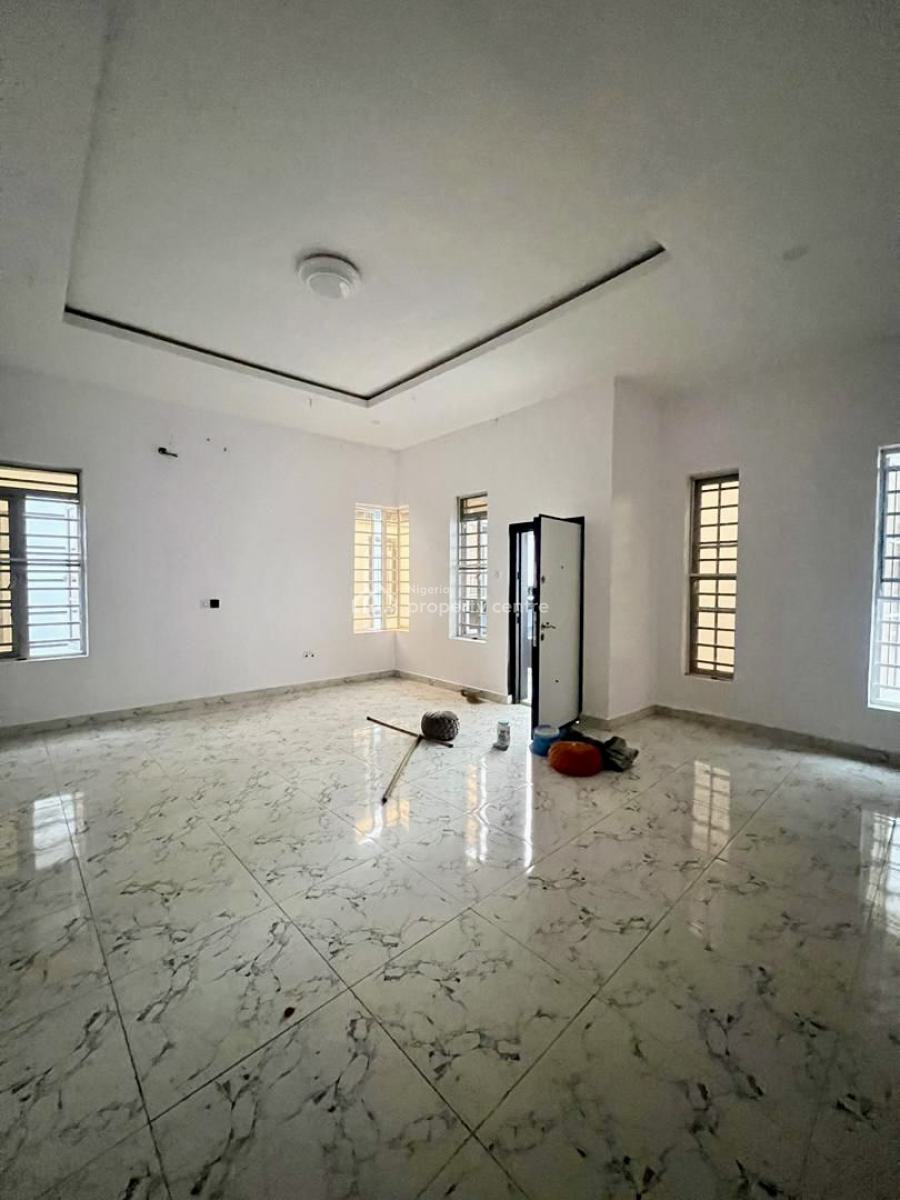 Spacious 4-bedroom Semi-detached Duplex with Bq, Ikota, Lekki, Lagos, Semi-detached Duplex for Rent