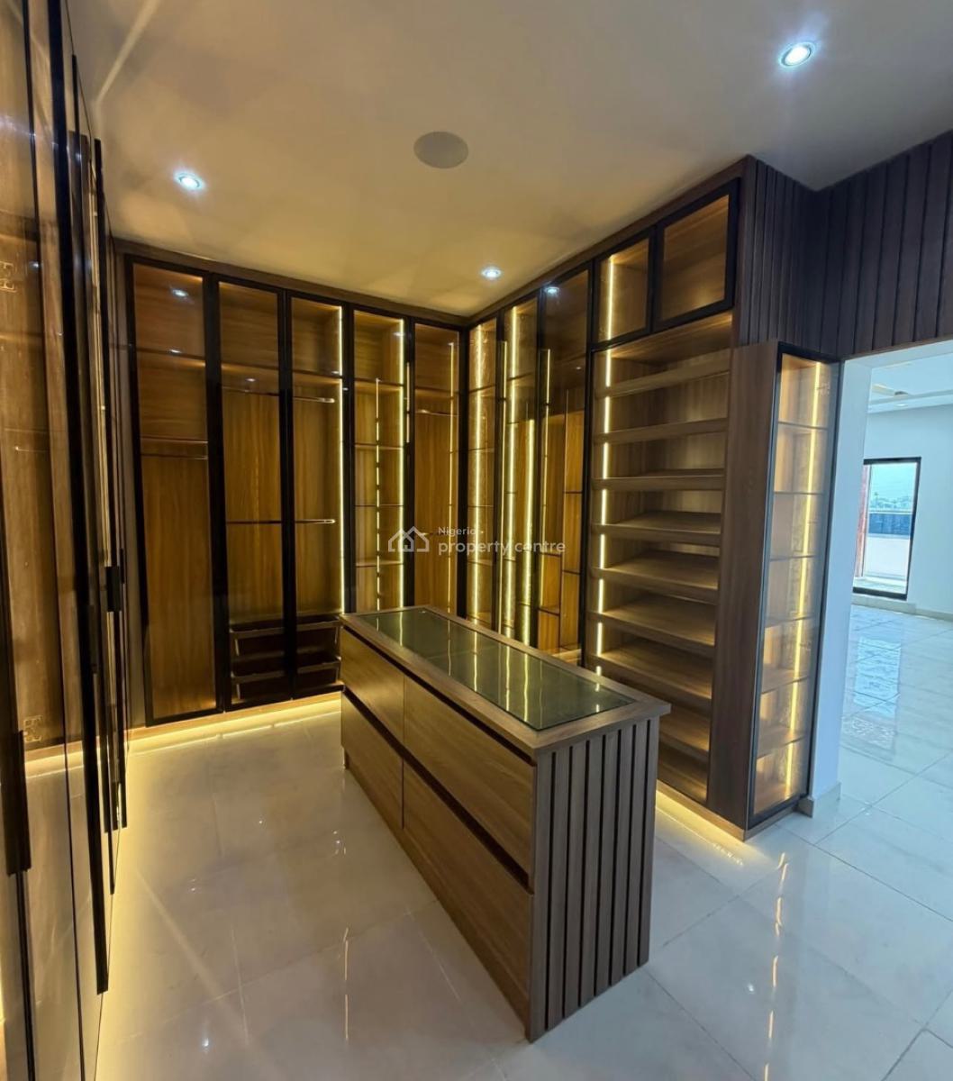 Spacious 5 Bedroom  Detached House with Bq + Cinema, Lekki Phase 1, Lekki, Lagos, Detached Duplex for Sale