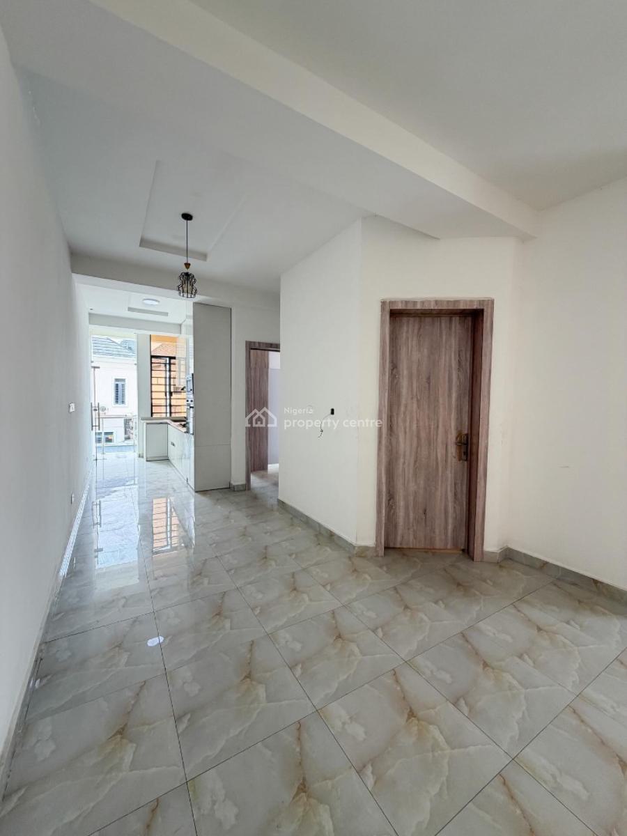 Lovely 2 Bedroom Apartment, Chevron Toll Gate, Lekki, Lagos, Block of Flats for Sale