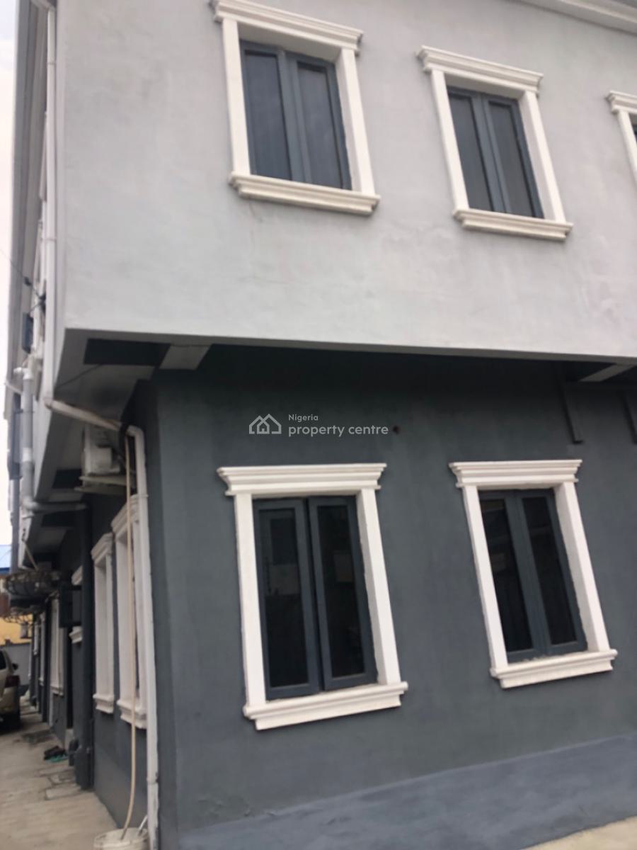 Executive 2 Bedroom Flat, Falolu Street, Ogunlana, Surulere, Lagos, House for Rent
