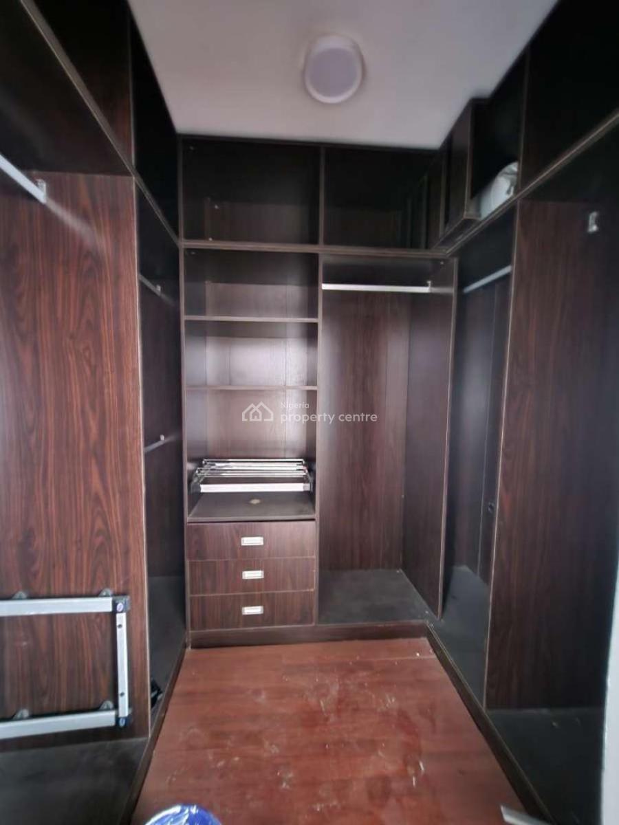 2 Bedroom Penthouse, Lekki Phase 1, Lekki, Lagos, Flat / Apartment for Rent