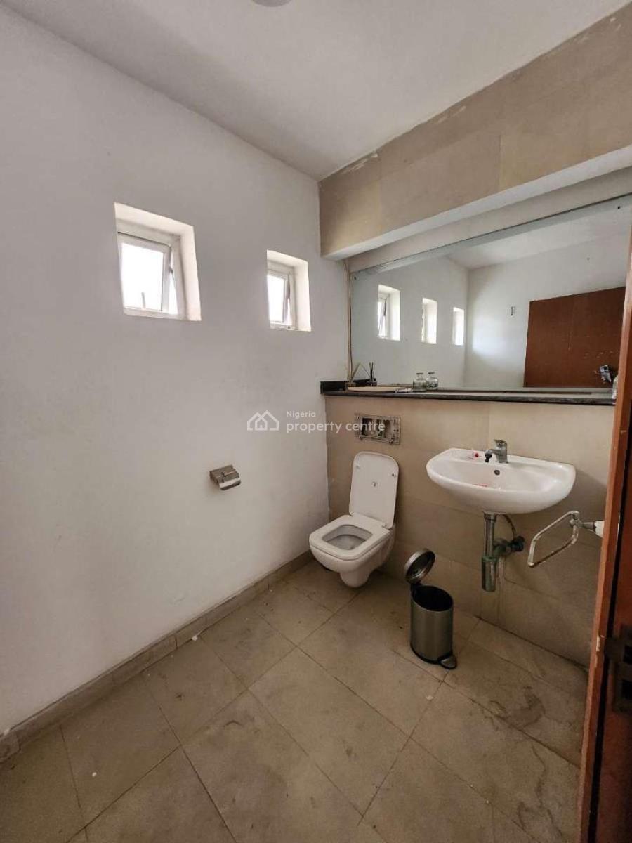 2 Bedroom Penthouse, Lekki Phase 1, Lekki, Lagos, Flat / Apartment for Rent