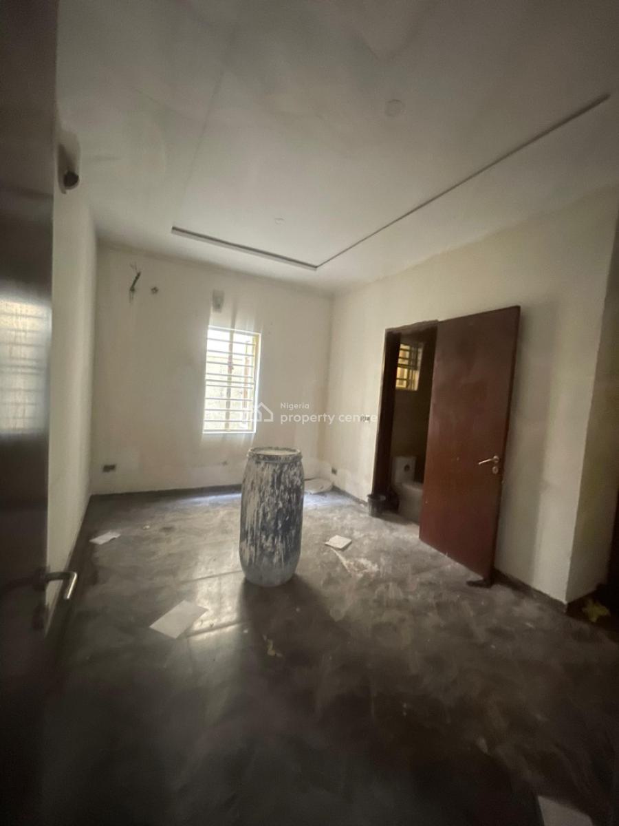 Sharp and Spacious 2 Bedroom Apartment, Chevron Drive, Lekki, Lagos, Flat / Apartment for Rent