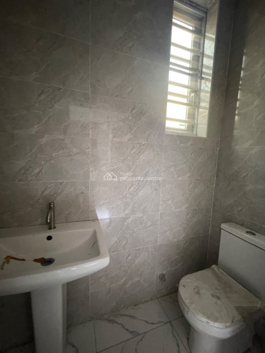 4 Bedroom Semidetached House, Matthew Osawemen, Ologolo, Lekki, Lagos, Semi-detached Duplex for Sale