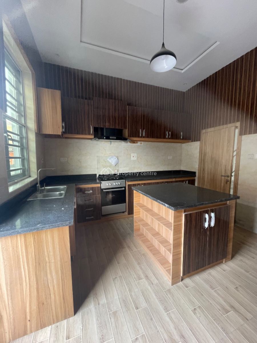 4 Bedroom Semidetached House, Matthew Osawemen, Ologolo, Lekki, Lagos, Semi-detached Duplex for Sale