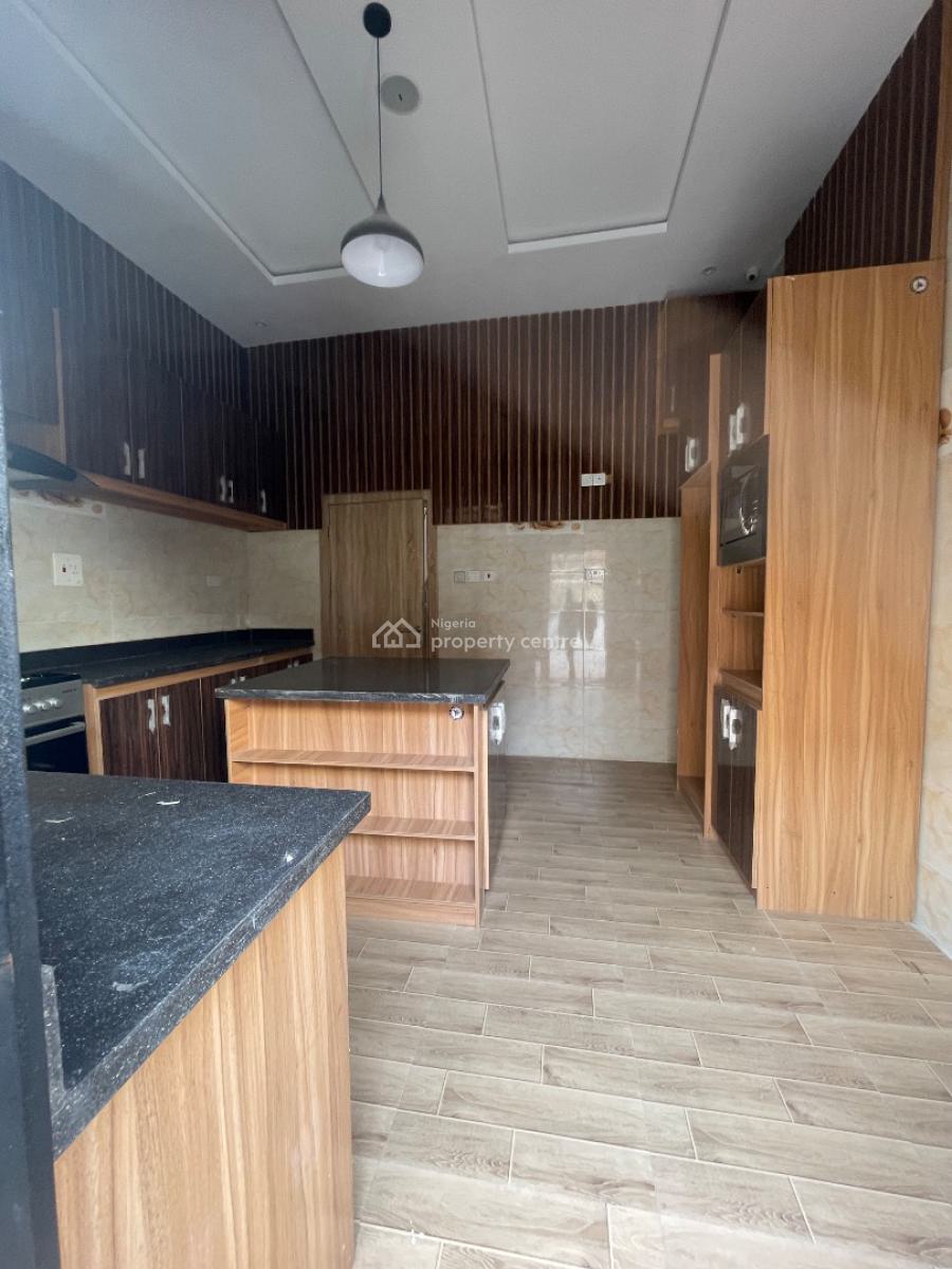 4 Bedroom Semidetached House, Matthew Osawemen, Ologolo, Lekki, Lagos, Semi-detached Duplex for Sale