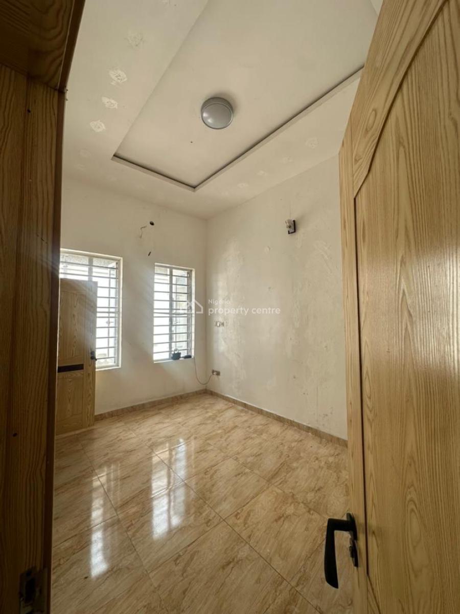 Exquisite Semi Master Bedroom, Orchid, Lekki Phase 2, Lekki, Lagos, Flat / Apartment for Rent