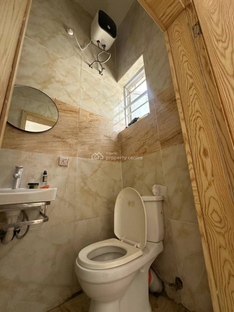 Exquisite Semi Master Bedroom, Orchid, Lekki Phase 2, Lekki, Lagos, Flat / Apartment for Rent