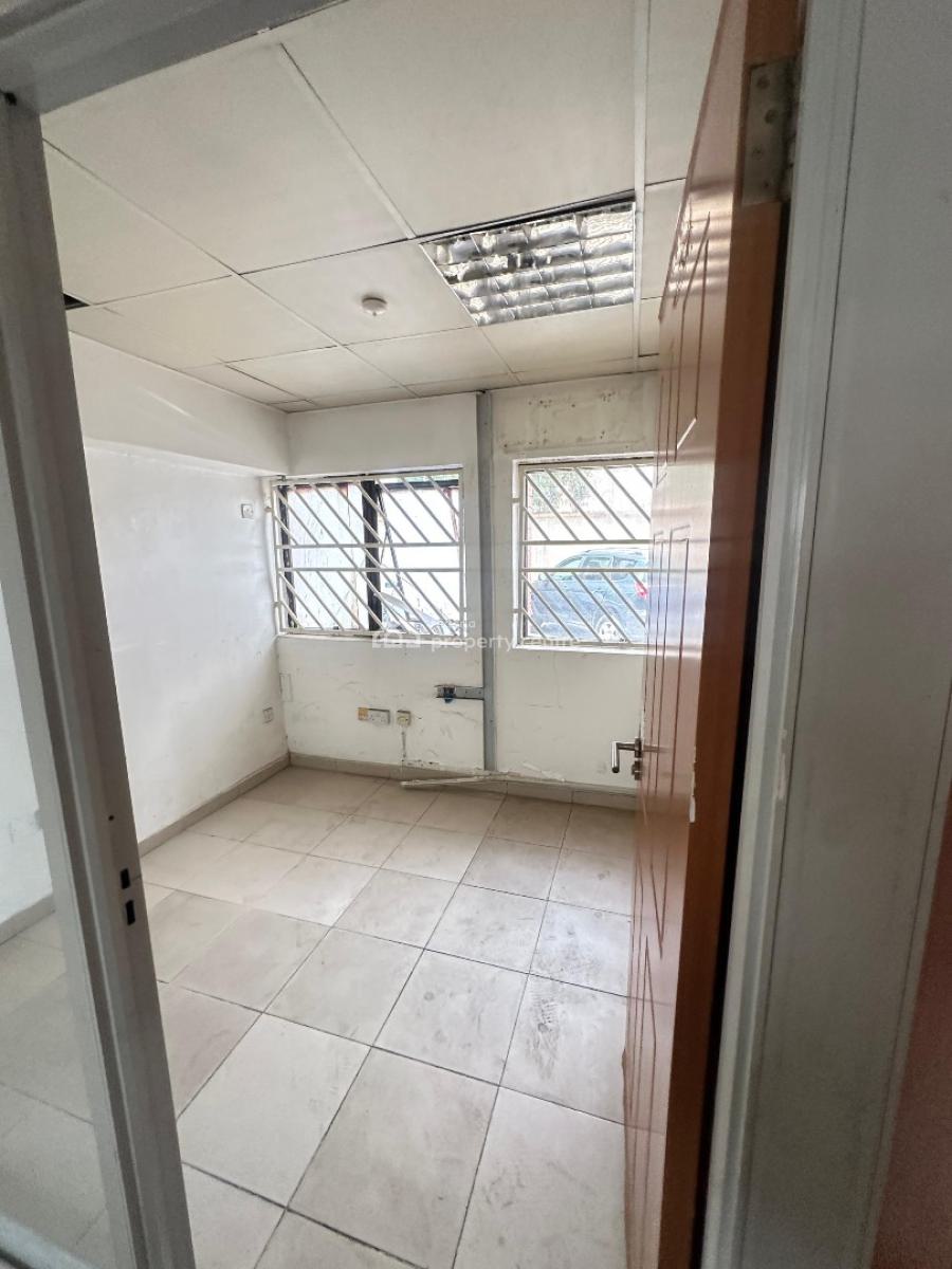 100sqm Ground Floor Office Space, Off Badaru Abina Street, Victoria Island (vi), Lagos, Office Space for Rent
