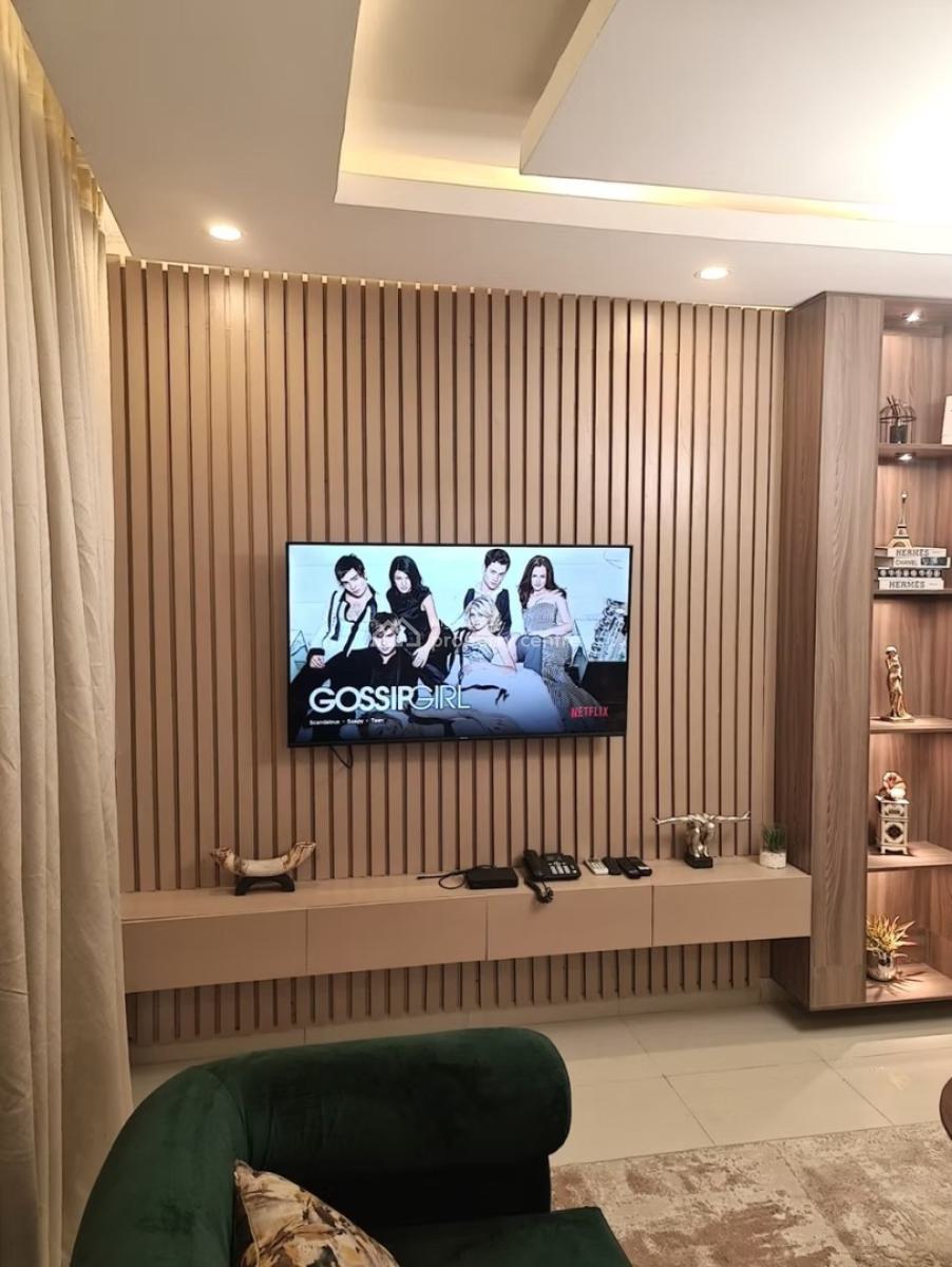 Nicely Furnished 3 Bedrooms Apartment, Osapa, Lekki, Lagos, Flat / Apartment Short Let