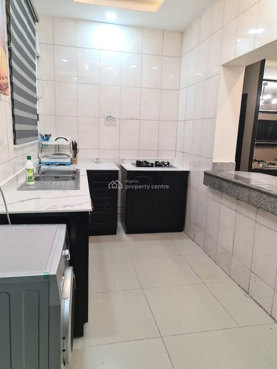 Nicely Furnished 3 Bedrooms Apartment, Osapa, Lekki, Lagos, Flat / Apartment Short Let