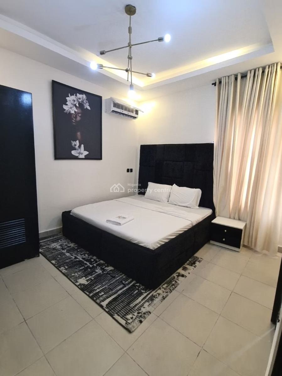 Nicely Furnished 3 Bedrooms Apartment, Osapa, Lekki, Lagos, Flat / Apartment Short Let