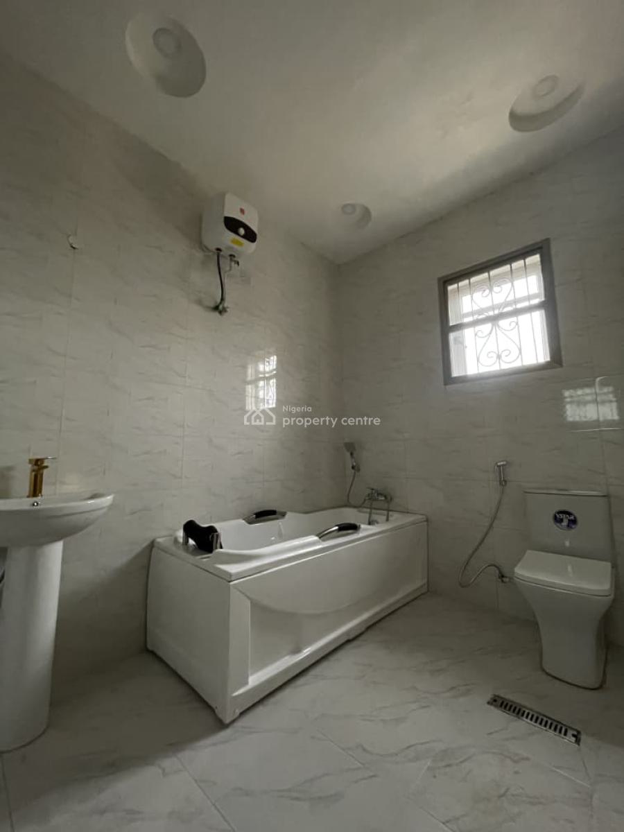 Magnificient 5 Bedroom Fully Detached Duplex + 2 Bq, Egbeda, Alimosho, Lagos, Detached Duplex for Sale