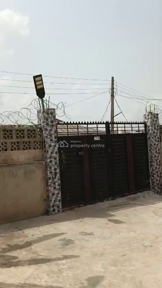 1 Units of 3 Bedroom +2 Units of Mini Flat, Ipaja, Lagos, Block of Flats for Sale