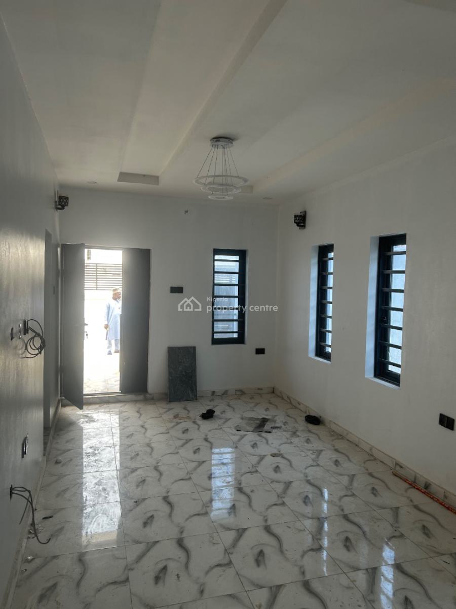 Luxurious 2bed, Graceland Estate, Isheri Olofin, Alimosho, Lagos, Flat / Apartment for Rent