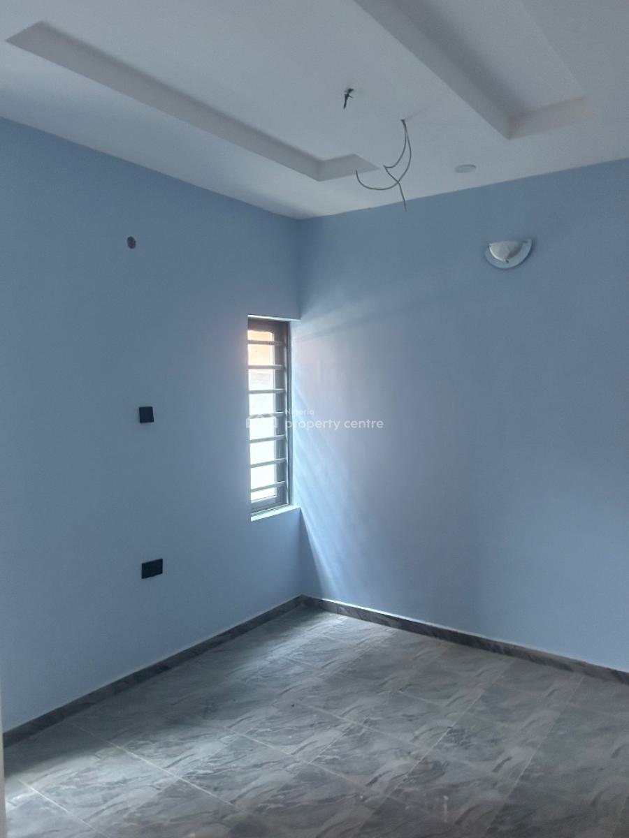 Luxurious 2bed, Graceland Estate, Isheri Olofin, Alimosho, Lagos, Flat / Apartment for Rent