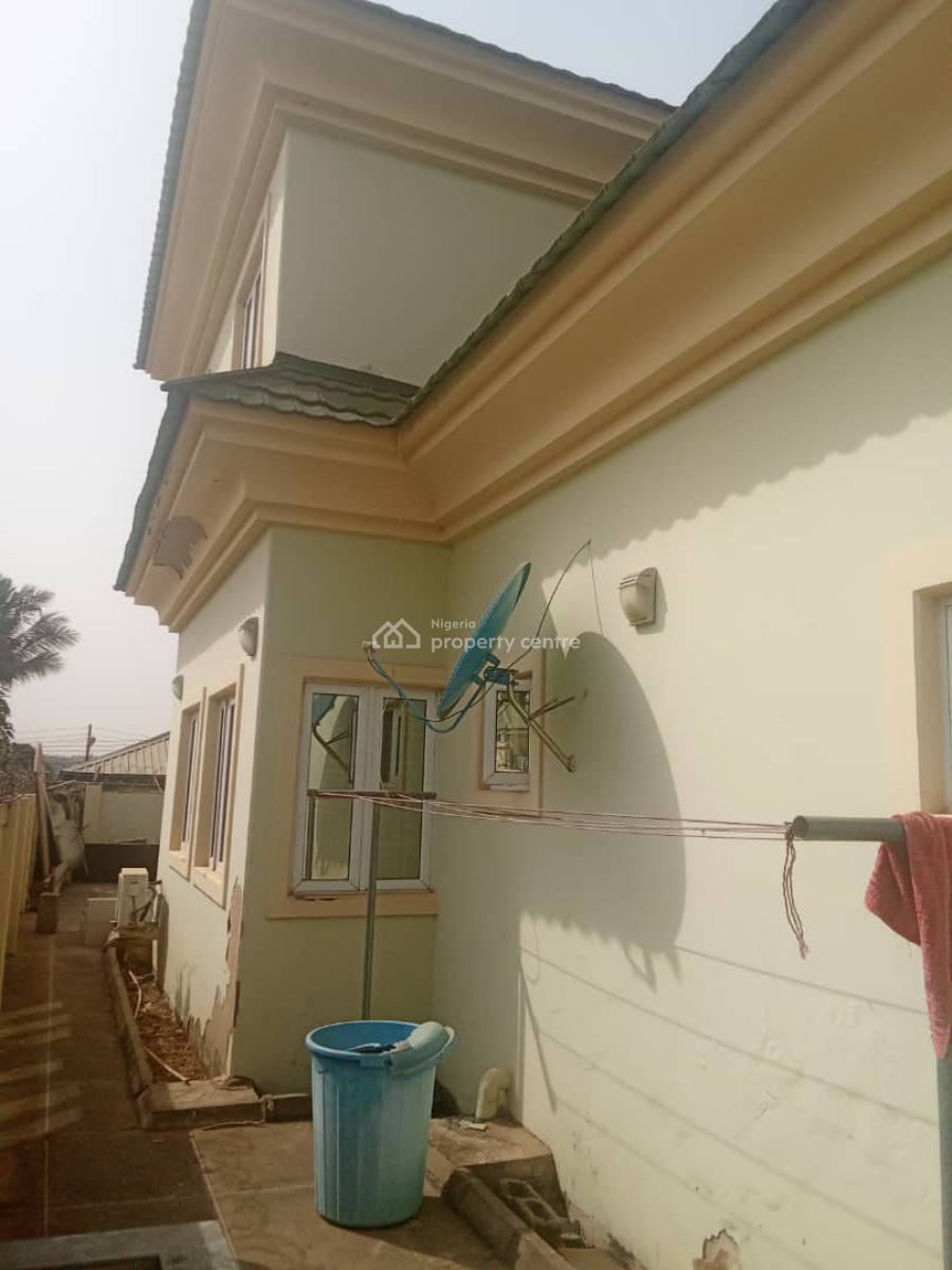 Standard 4 Bedroom Penthouse with 1 Bedroom Bq, Trademore Estate Phase 1, Lugbe District, Abuja, Detached Duplex for Sale
