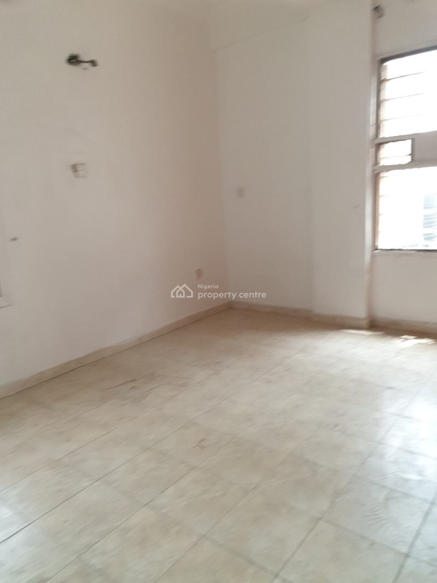 Spacious 3 Bedroom Flat, Idado Estate, Lekki, Lagos, Flat / Apartment for Rent
