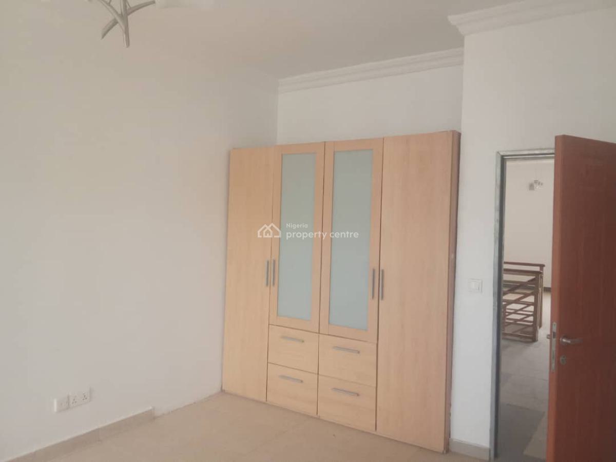 4-bedroom Terrace House with 1-room Bq Video Available, Area 11, Garki, Abuja, Terraced Duplex for Sale