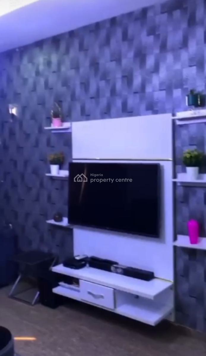 Fully Furnished and Serviced 1 Bedroom Flat, Gwarinpa, Abuja, Flat / Apartment for Rent