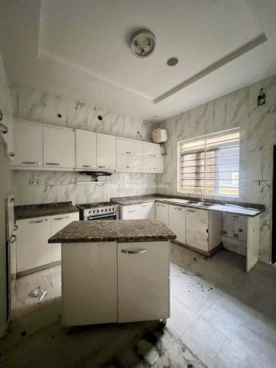 Modern 4-bedroom Terrace Duplex with Bq, Ikota, Lekki, Lagos, Terraced Duplex for Rent