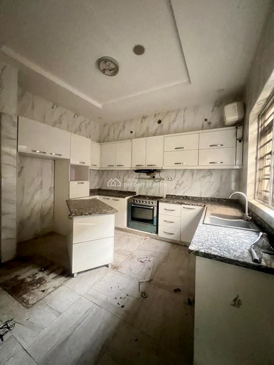 Modern 4-bedroom Terrace Duplex with Bq, Ikota, Lekki, Lagos, Terraced Duplex for Rent