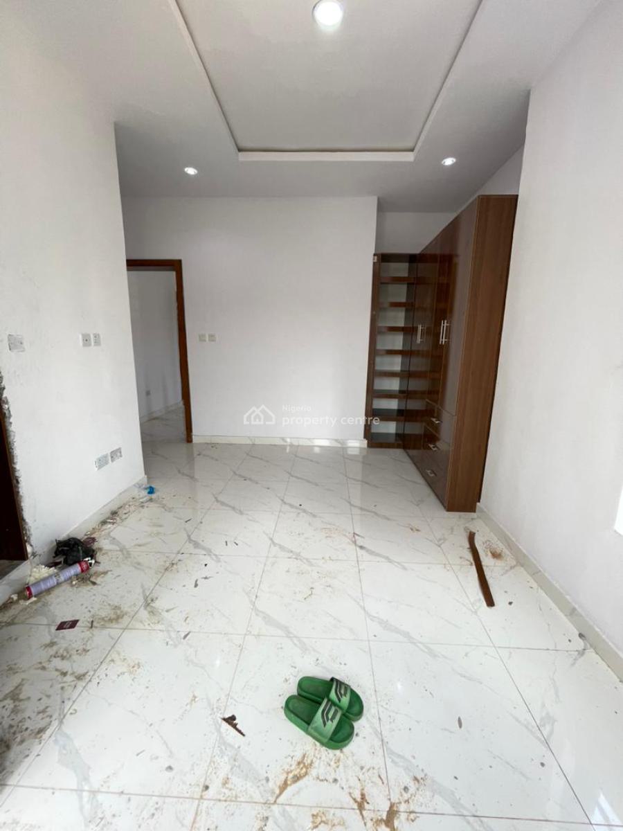 Sweet Single Room Downstairs, Ikota, Lekki, Lagos, Self Contain (single Rooms) for Rent