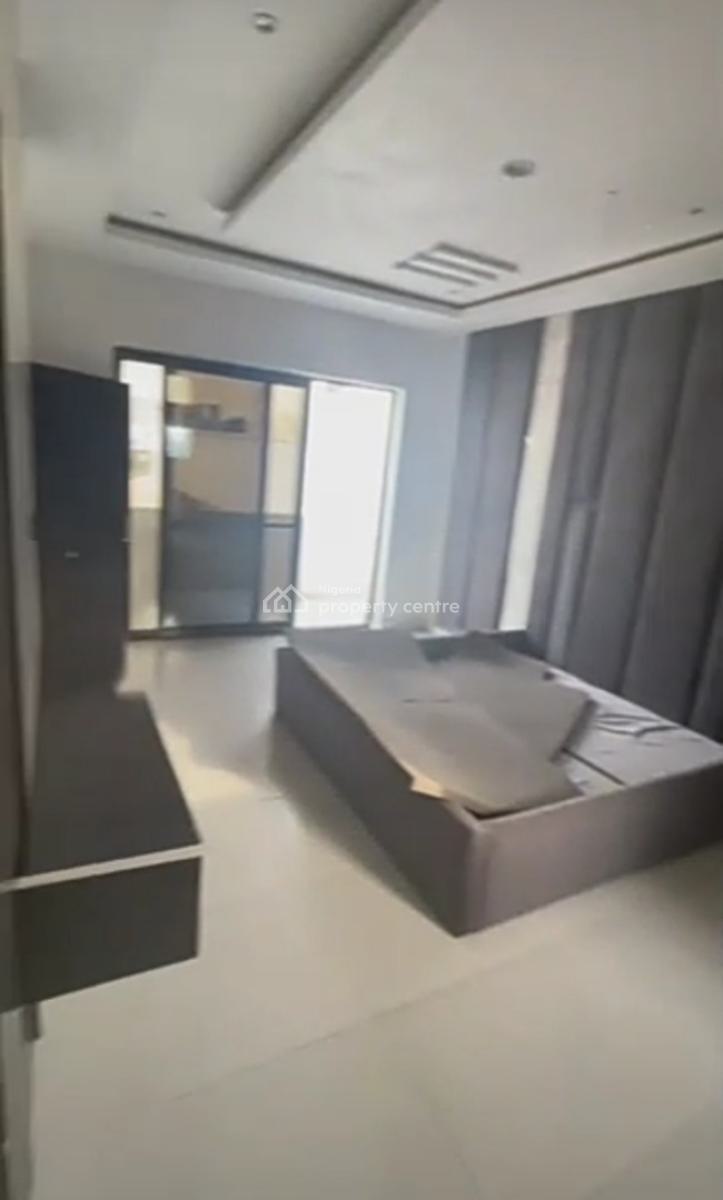 Modern and Serviced  2 Bedroom Penthouse Apartment, Ologolo, Lekki, Lagos, Flat / Apartment for Rent