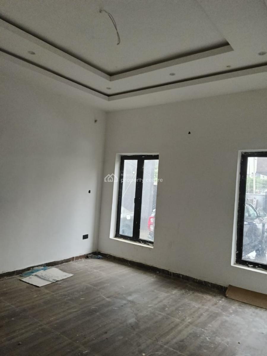 5 Bedrooms Semi Detached Duplex with a Bq, Jimoh Badamosi Street, Guzape District, Abuja, Semi-detached Duplex for Sale