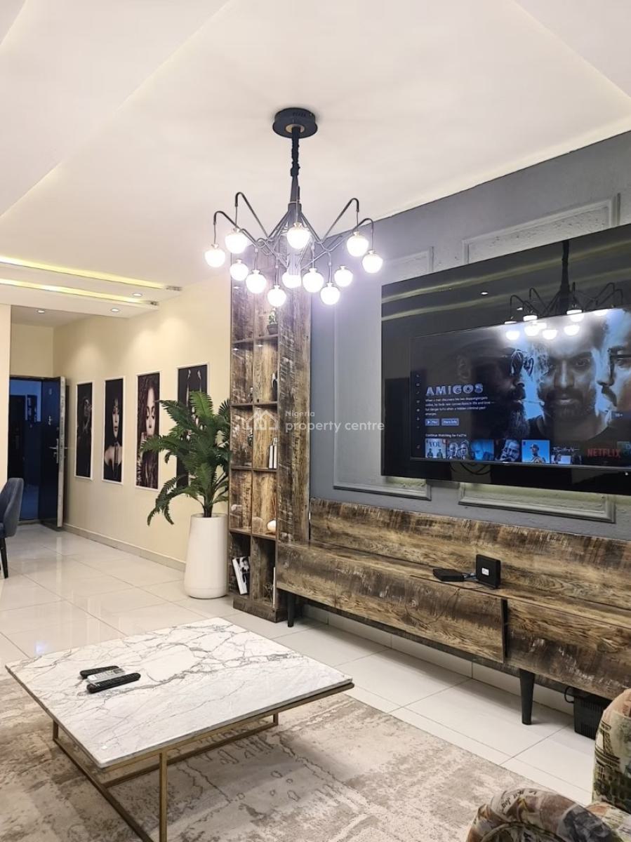 Nicely Furnished 2 Bedroom Apartment, Lekki Phase 1, Lekki, Lagos, Flat / Apartment Short Let