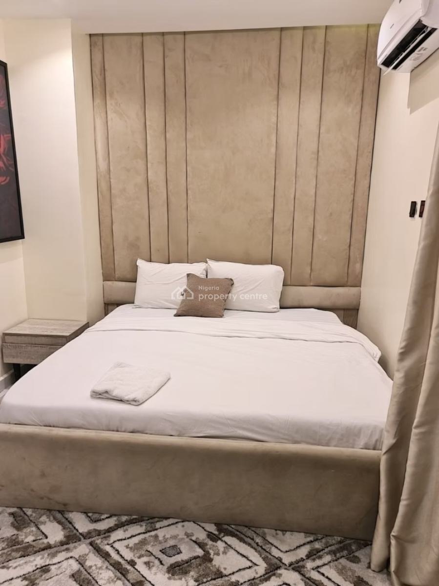 Nicely Furnished 2 Bedroom Apartment, Lekki Phase 1, Lekki, Lagos, Flat / Apartment Short Let