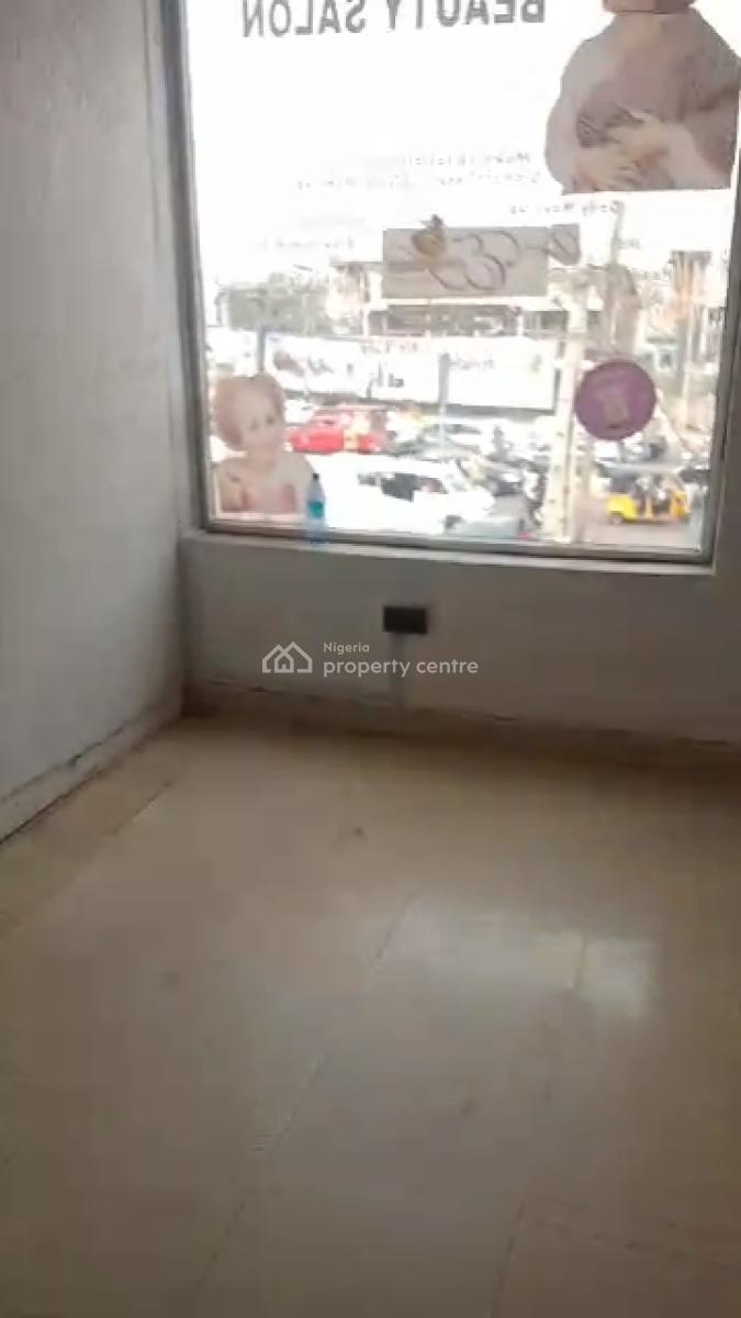 Shop Space (1st Floor), Allen Avenue, Ikeja, Lagos, Shop for Rent